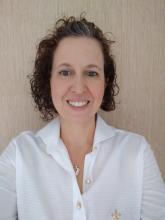 Profile picture for user Janaína de Albuquerque Couto
